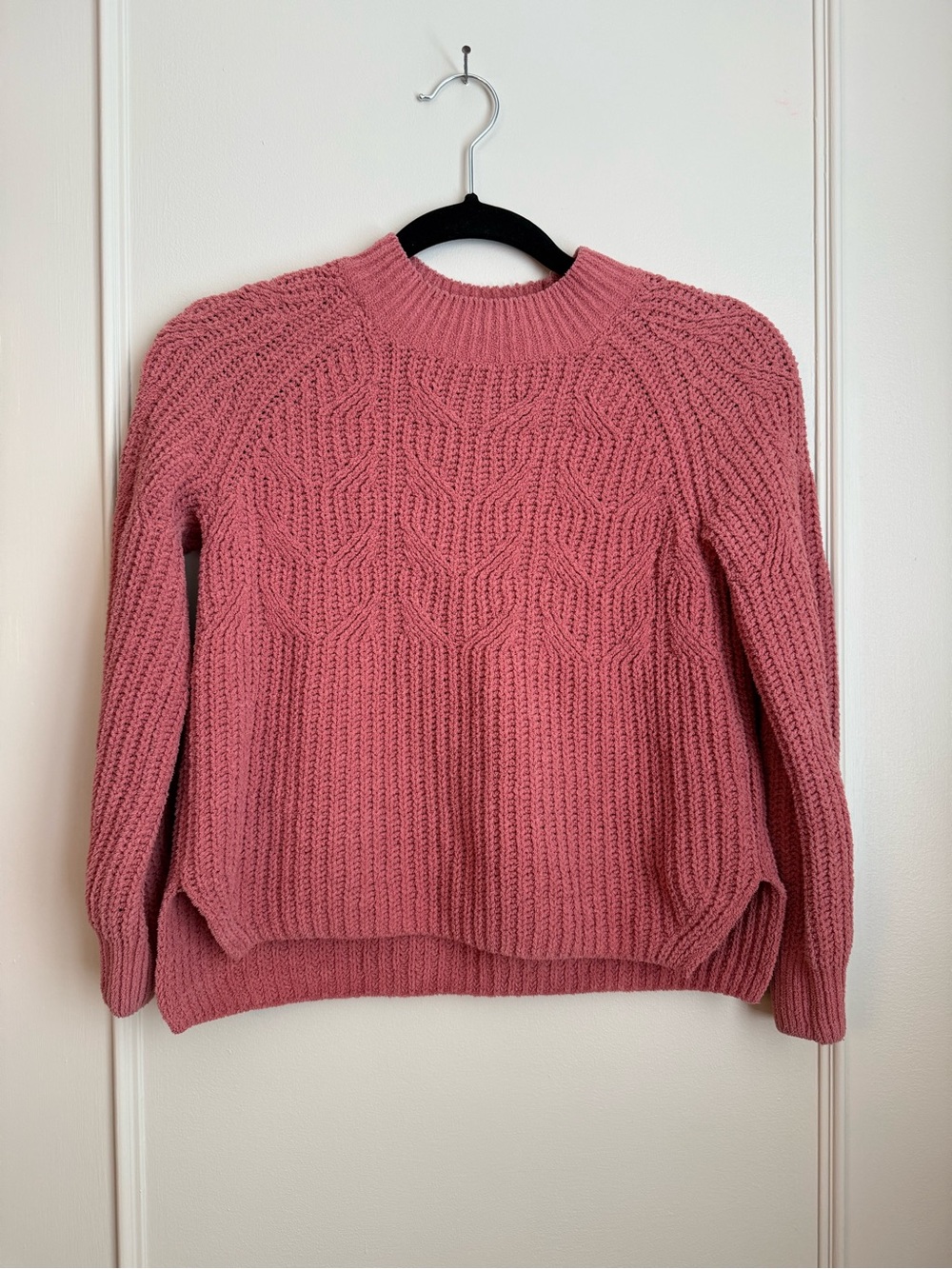 Girls Old Navy Cable Knit Crewneck Chenille Sweater
